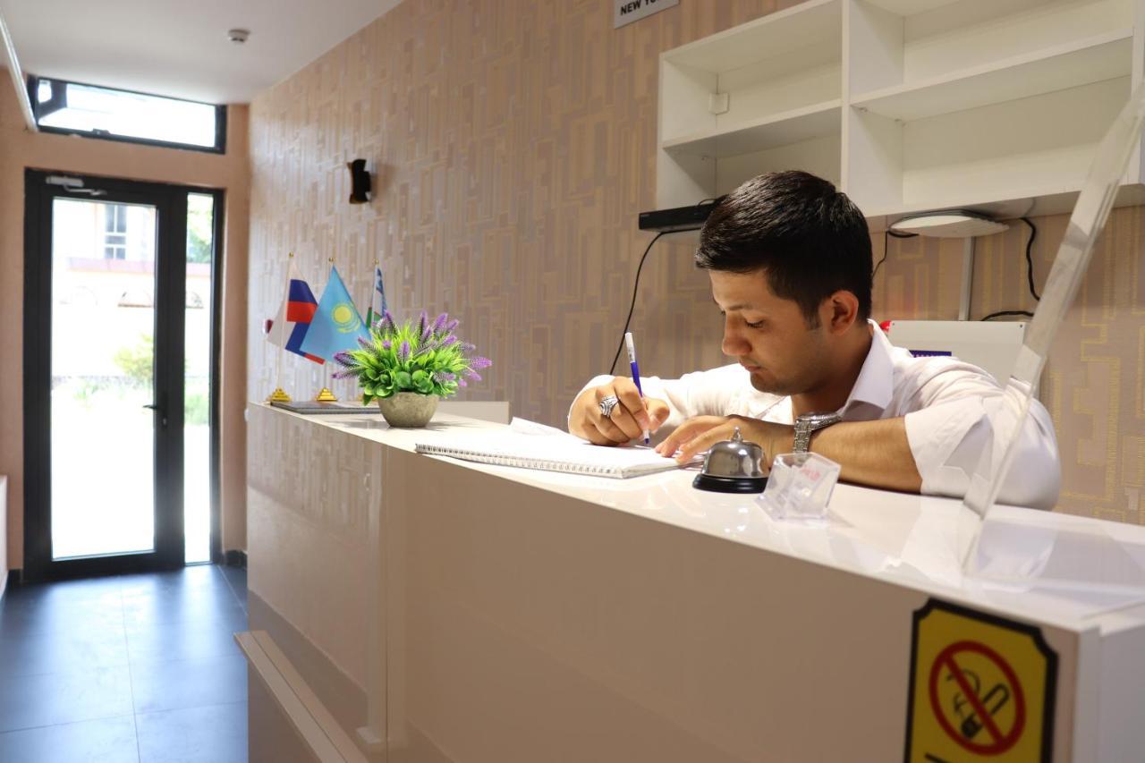 Bobur Hotel Taskent Exterior foto