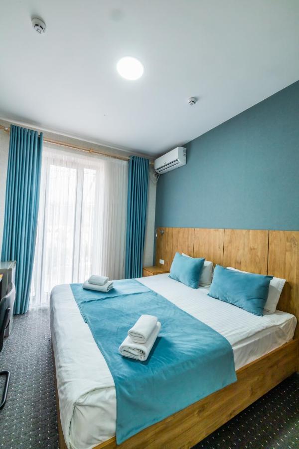 Bobur Hotel Taskent Exterior foto