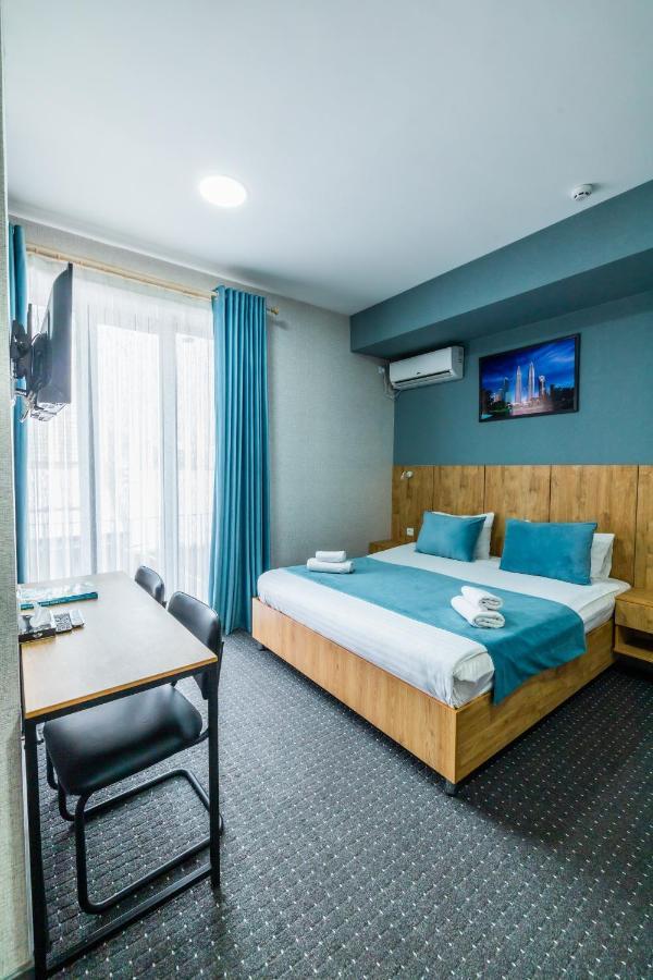 Bobur Hotel Taskent Exterior foto