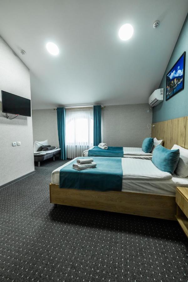 Bobur Hotel Taskent Exterior foto